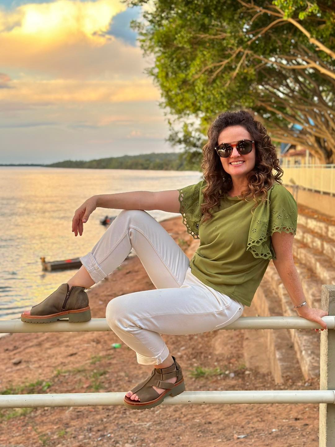 Michelly Corrêa - Apresentadora e Jornalista em Curitiba